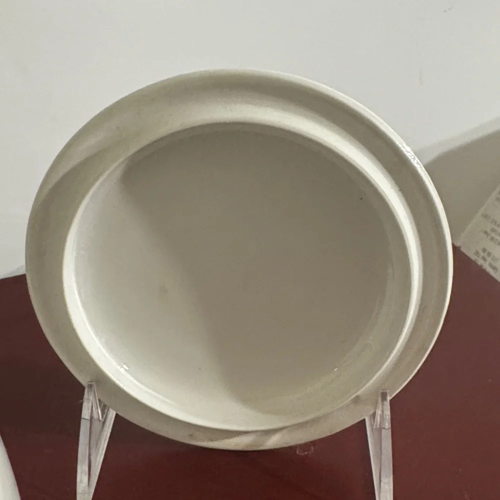 Studio round ceramic